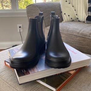 Time and Tru Rain Boots - Size 7 - Black